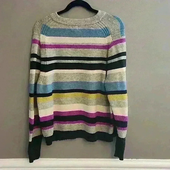 New Day Soft Sweater - Picture 6 of 10